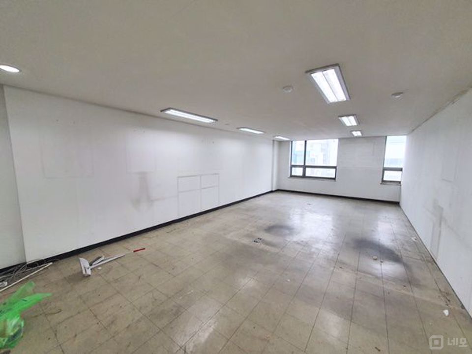 ★발산역 도보 1분거리 역세권 사무실 용도 공실 안내★ 매물의 6번째 사진