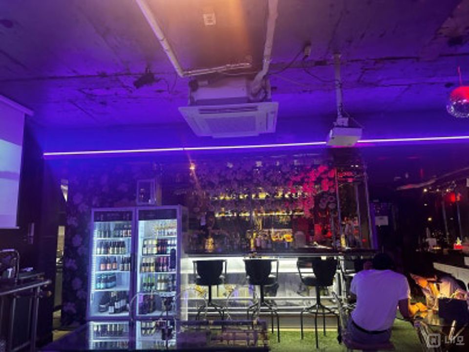 문래동 번화가에 위치한 BAR 매물의 5번째 사진