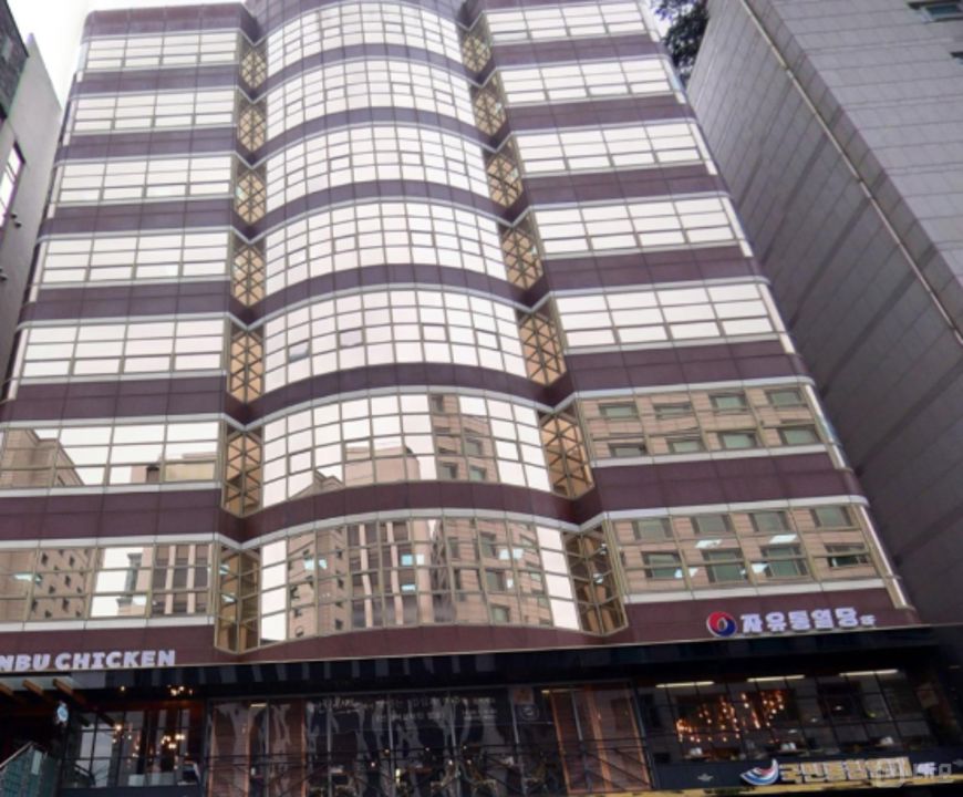 영등포구 여의도동 즉시 입주 가능한 4층 사무실 임대 매물의 5번째 사진
