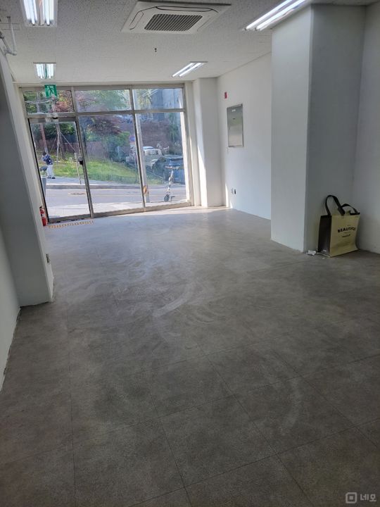 편의점 무인가게 아파트 단지 1층 입구 무권리 상가점포입니다 매물의 35번째 사진