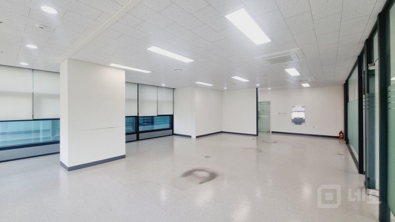 ◈가산역세권 ◈ 실36 ◈전망좋은 코너호실 ◈ 매물의 6번째 사진