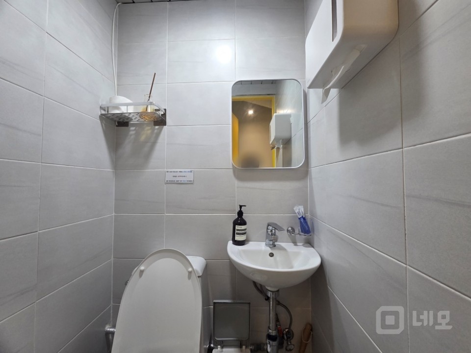 GATE 망원동 망리단길 메인 중심 신축급 건물 2.5층 상가 매물의 13번째 사진