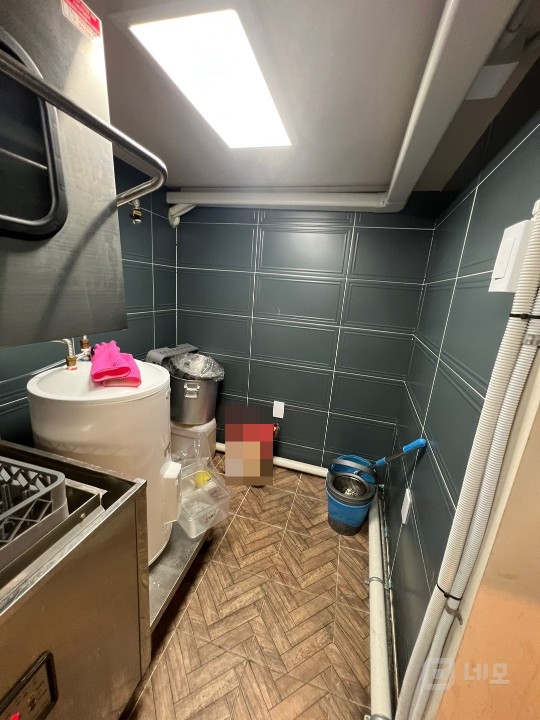 레드로드 1층 노출좋은상가 현 패스트푸드 유동많고 면 좋은 상가 임대 매물의 7번째 사진