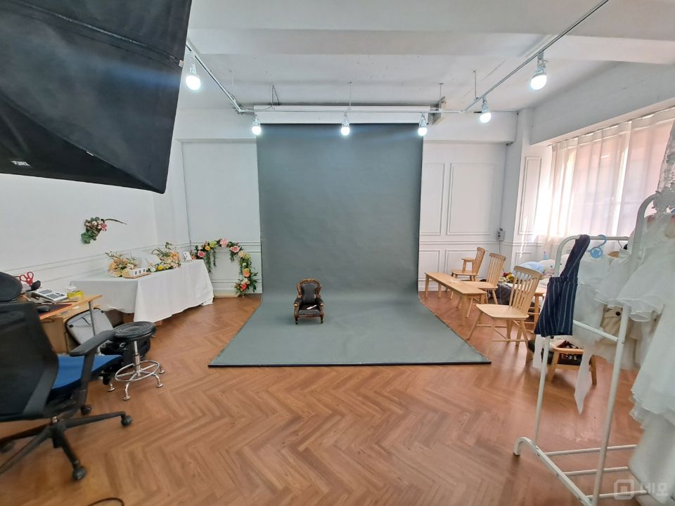 ▷전포동 예쁜 스튜디오 촬영 사진관 자리 딱 이사비용으로 매물의 5번째 사진
