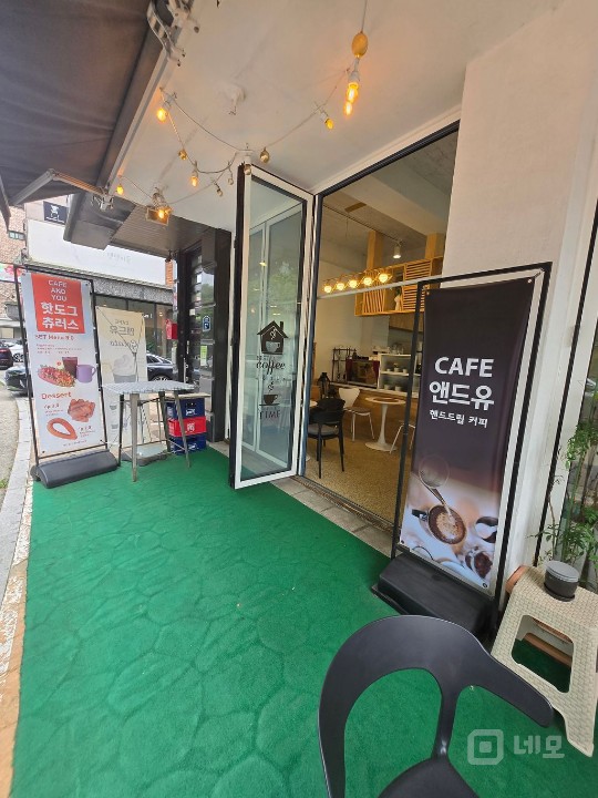 카페   코너위치 유동인구접근성굿 시설좋은 카페 숲세권 매물의 8번째 사진