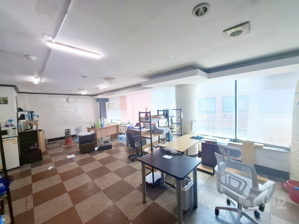 📍 서울 강서구 화곡동 채광 좋은 사무실 임대 매물의 1번째 사진