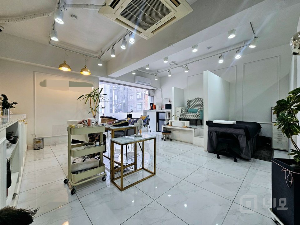 ⚡위치대비금액⚡ 유동인구 多, 노출성 매물의 3번째 사진