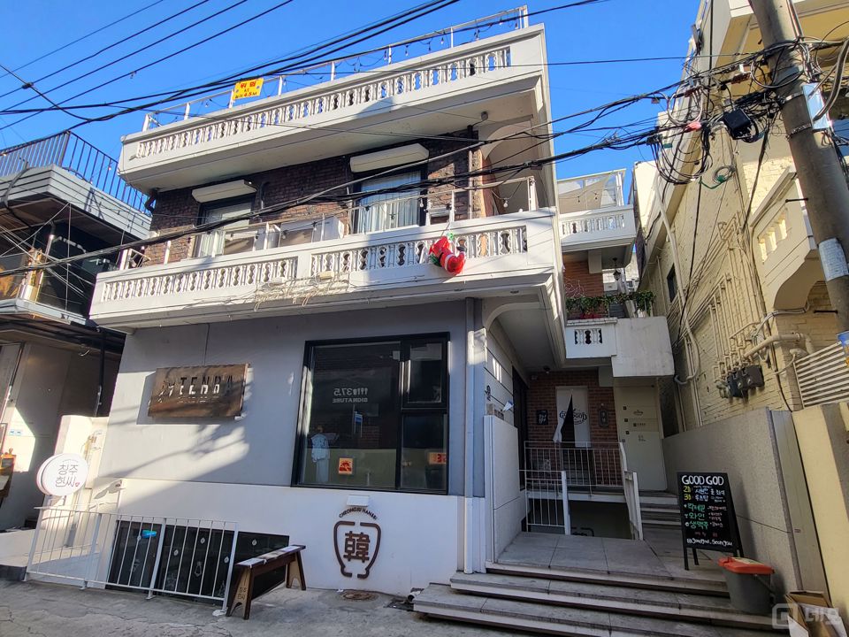 NEW 실 매물 성수역 상권!! 루프탑 사용 가능!! 매물의 5번째 사진