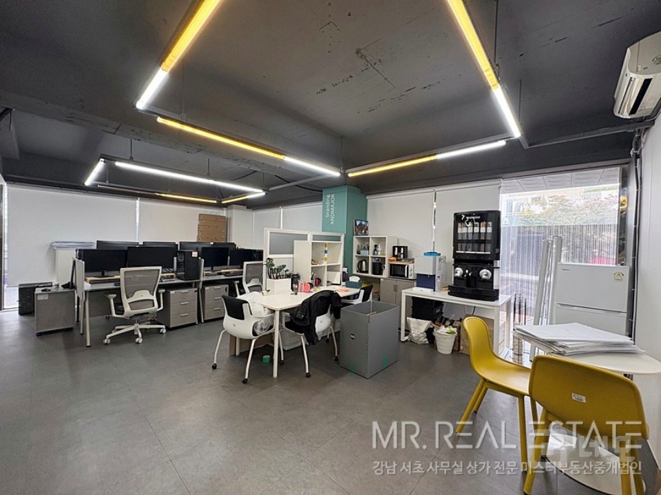 도산대로 이면 가성비ACE사무실 엘베有 단독출입문O 매물의 4번째 사진
