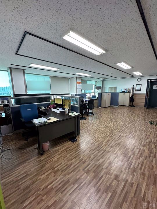 예술회관역 역세권, 대로변에 위치한 접근성 좋은 사무실 매물의 1번째 사진