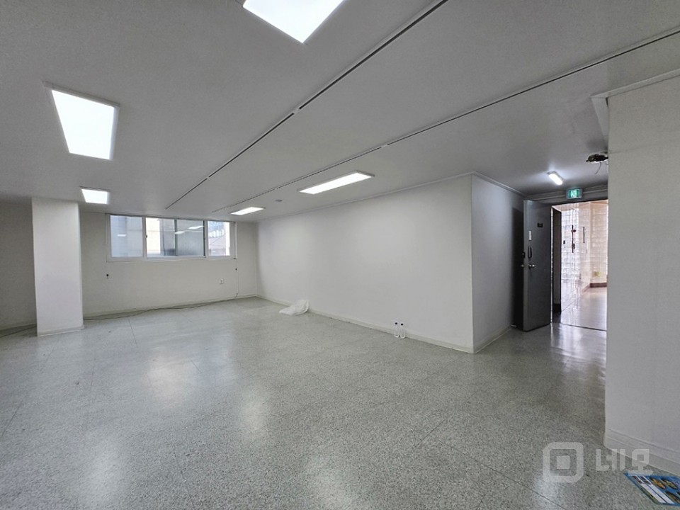 사진有, 신논현역, 초역세권, 가성비, 리모델링, 바로입주 매물의 3번째 사진