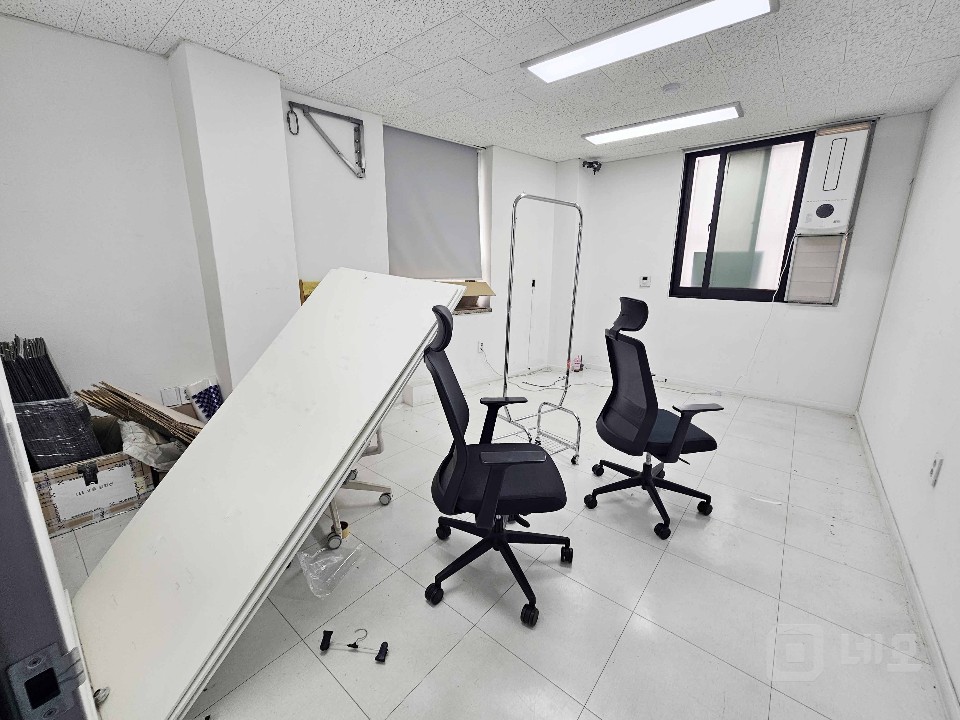 I세븐I 홍대·합정 오피스라인 인테리어 완비 80평대 사무실 임대 매물의 12번째 사진