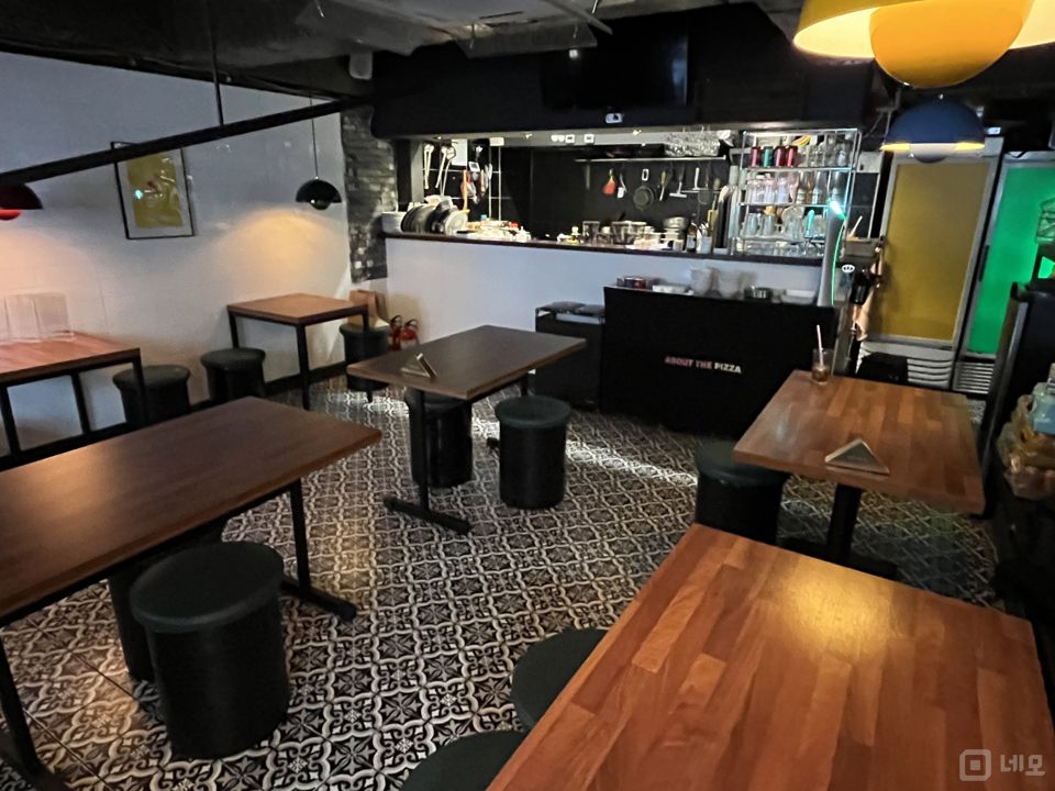 당산동3가 유동인구 최상, 깔끔한 인테리어 요리주점 매물의 1번째 사진