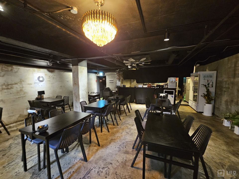 유동인구 많은, 경희대먹자골목 메인상권 술집 매물의 1번째 사진