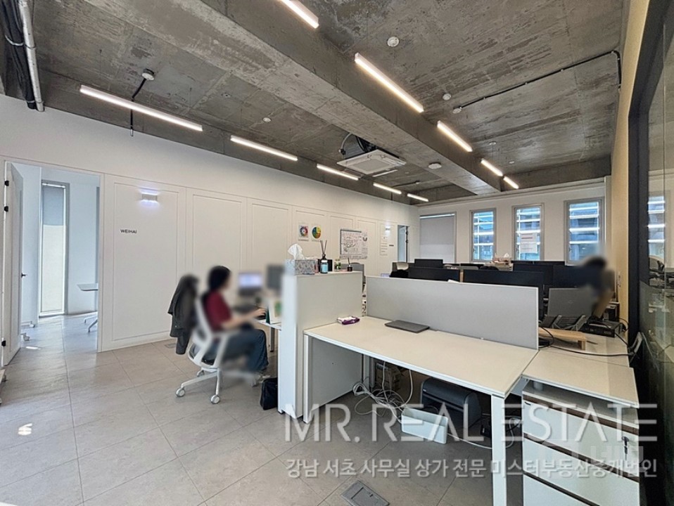 역삼역1분초역세권.인테리어무상인수.주차무료.내외관컨디션ACE 매물의 4번째 사진