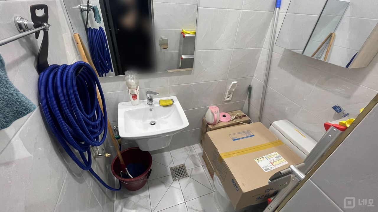 둔촌동 주거 밀집지역 골목 코너 1층 무인카페 매물의 5번째 사진