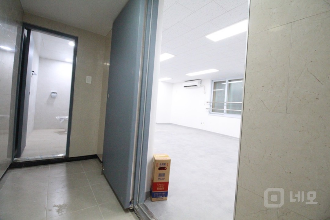 역삼역 도보 가능 올수리된 중소형 사무실 매물의 5번째 사진
