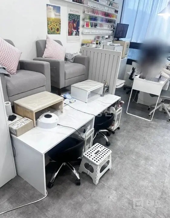 5년차 네일토탈샵 매매(권리금분할가능/월세/보증금 조정가) 매물의 2번째 사진