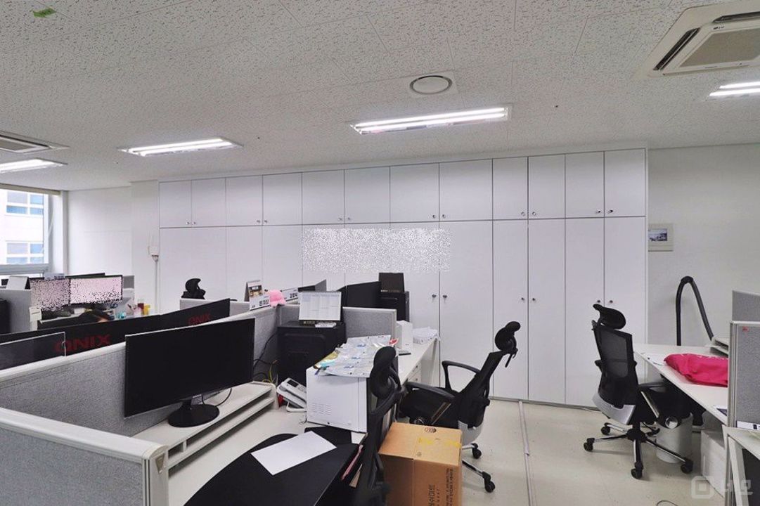 발산역초역세권 인프라최상 사무실 인테리어 룸2개 완비 매물의 3번째 사진