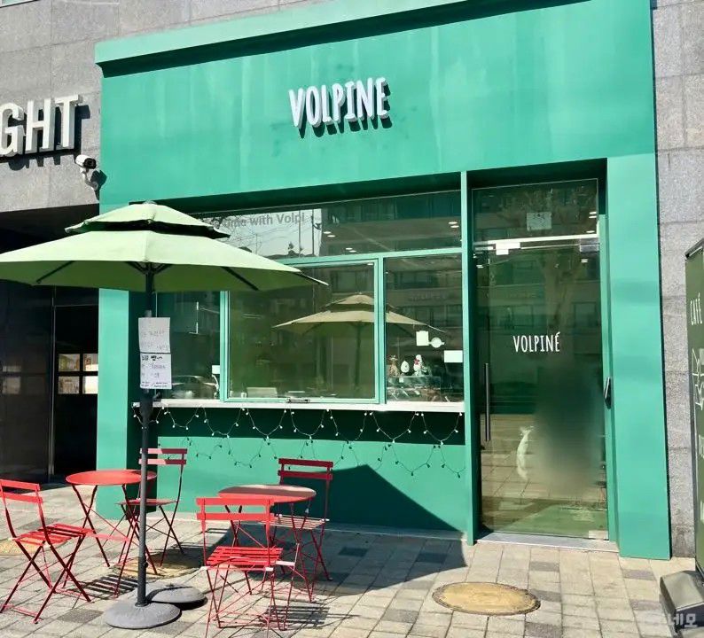 군자역 1번 출구에서 도보 1분 거리에 위치한 1층 상가입니다. 매물의 13번째 사진