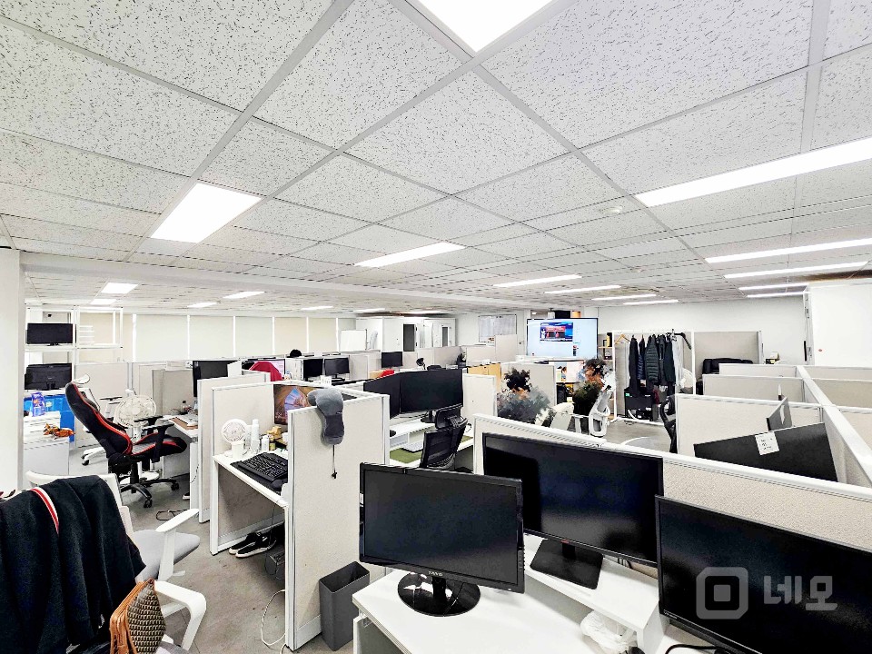 I세븐I 대로변·테라스·설비까지 갖춘 최적의 홍대 오피스 매물의 10번째 사진