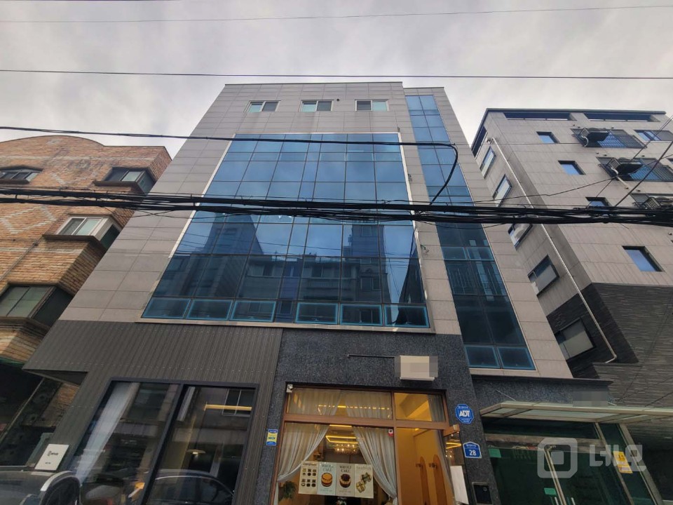 GATE 망원역 역세권 위치 좋은 인테리어 최상급  1층 상가 매물의 10번째 사진