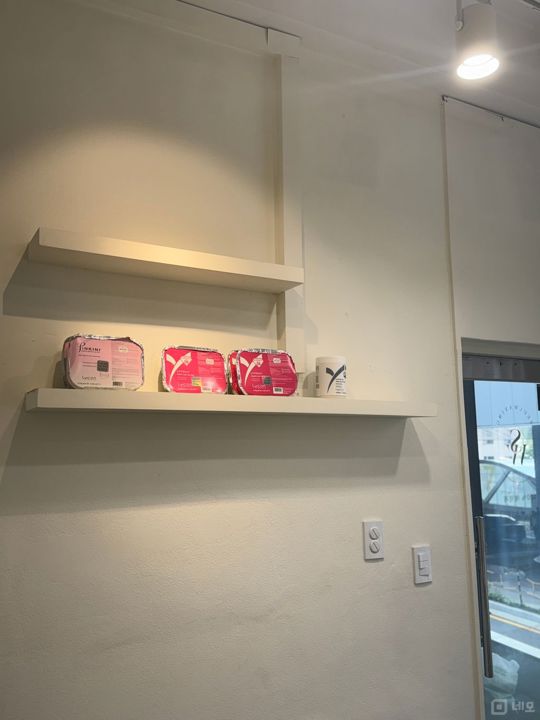미용샵으로 쓰기 좋습니다 외국인많은 홍대역세권 매물의 2번째 사진