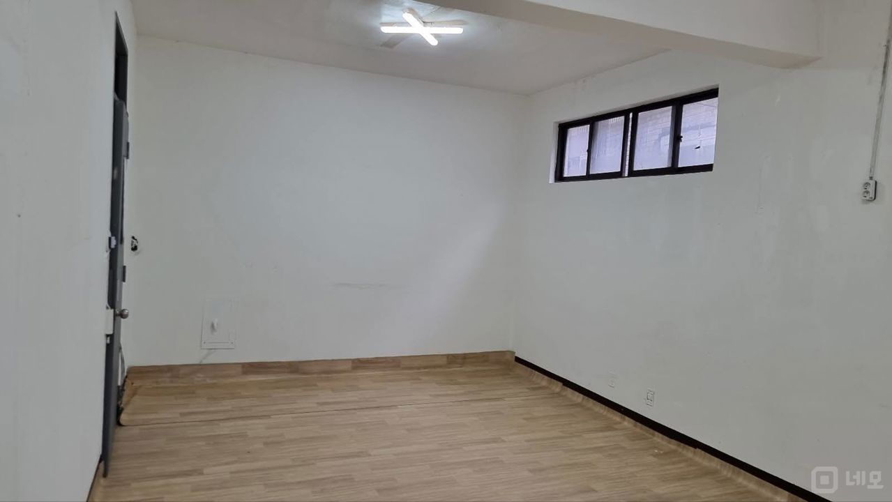 종로5가역 역세권, 접근성 우수한 3층 사무실 매물의 1번째 사진