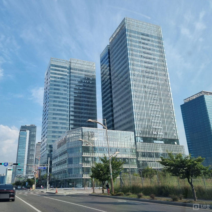 국제업무지구역 역세권, 접근성 우수한 송도동 사무실 매물의 5번째 사진