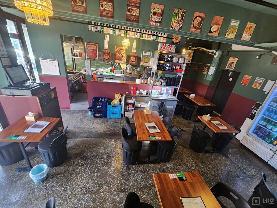 화곡동 번화가에 위치한 음식점 매물의 2번째 사진