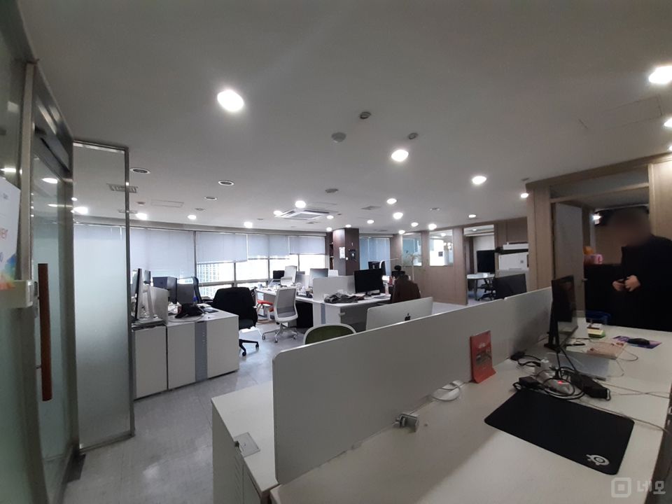 한성백제역 1분 거리 초역세권 방이동 사무실 임대 매물의 2번째 사진
