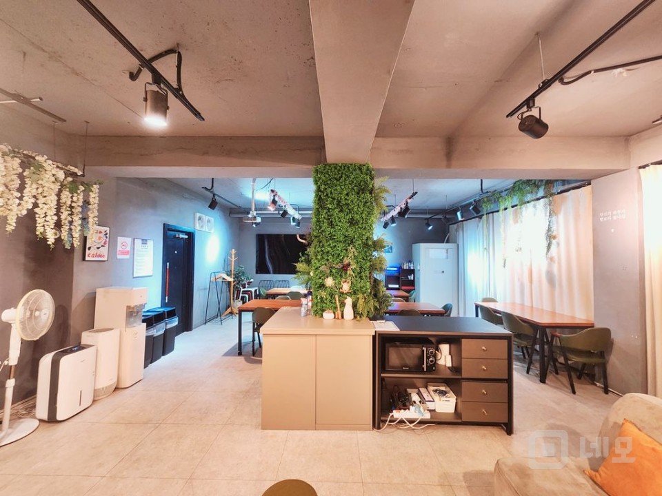 🎃논현역 시설 깔끔한 파티룸🎃 매물의 1번째 사진