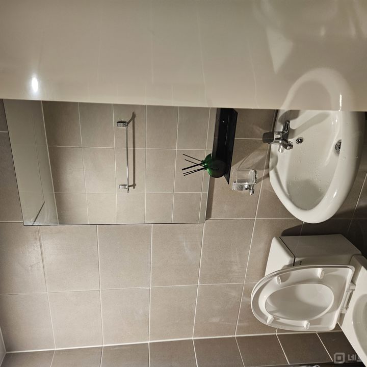 해방촌 초입 넓은 야외 공간과 신축 시설을 갖춘 1층 상가 임대 매물의 6번째 사진