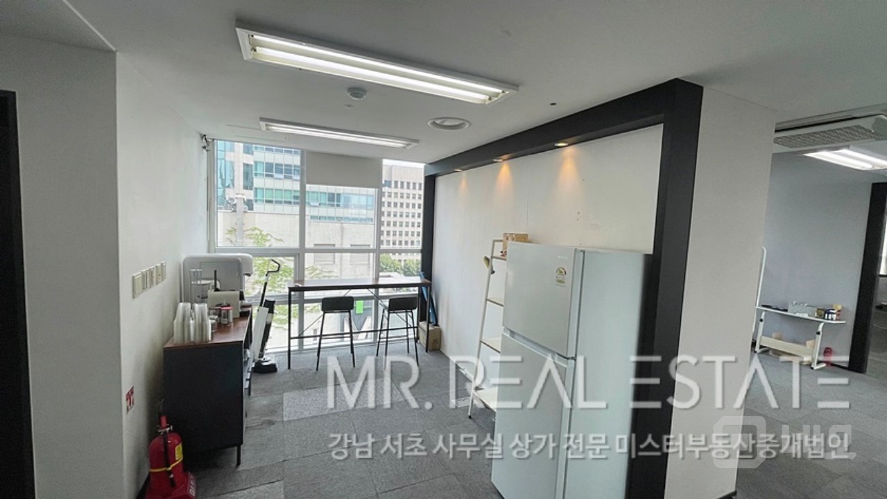 역삼역.초역세권사무실.내외부컨디션ACE.채광우수 매물의 8번째 사진