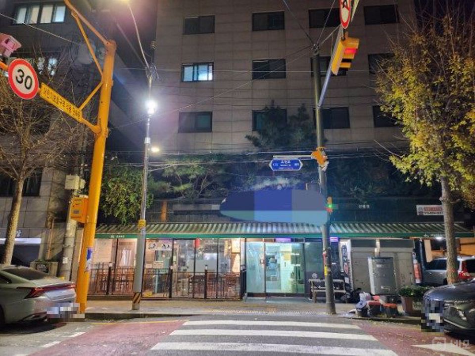 대로변 상권, 접근성 좋은 신림동 공유주방 매물의 5번째 사진