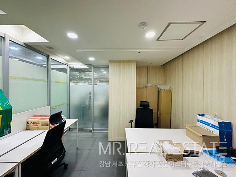 역삼역4분.테라스有.룸2.1층같은지층.가성비甲 매물의 6번째 사진