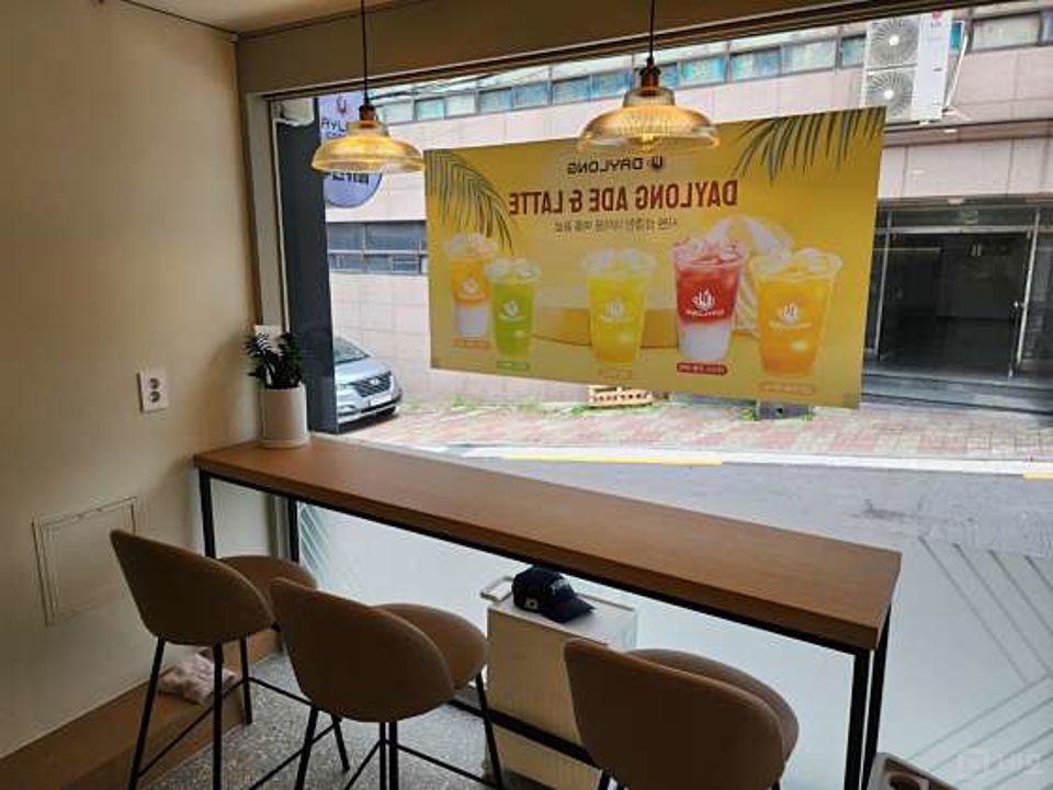 신당동 전수양도 가능한 카페 매물의 3번째 사진