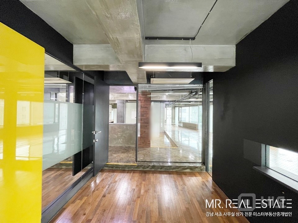 사진有.주차2대.인테리어.냉난방기完.논현역. 매물의 14번째 사진