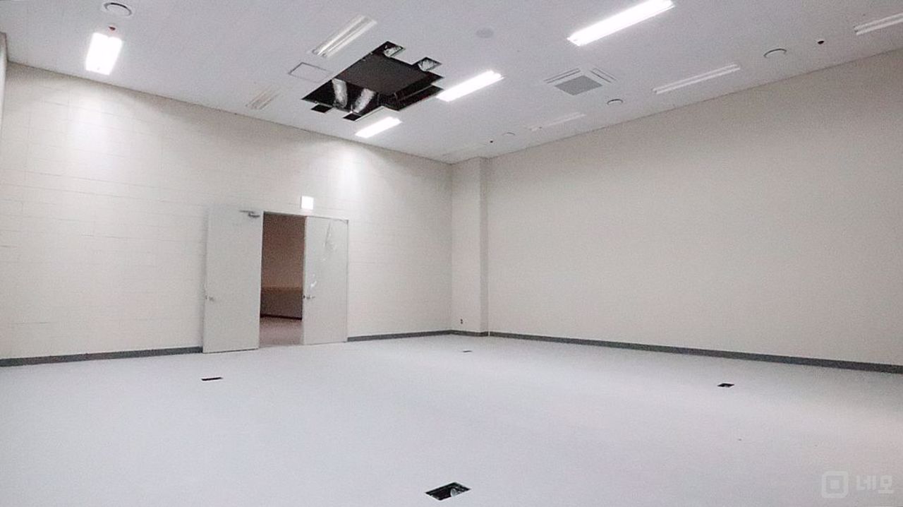 인기지하1층,전용26P, 층고높음 냉난방 상하차,주차1, 연무장길 지산 매물의 4번째 사진