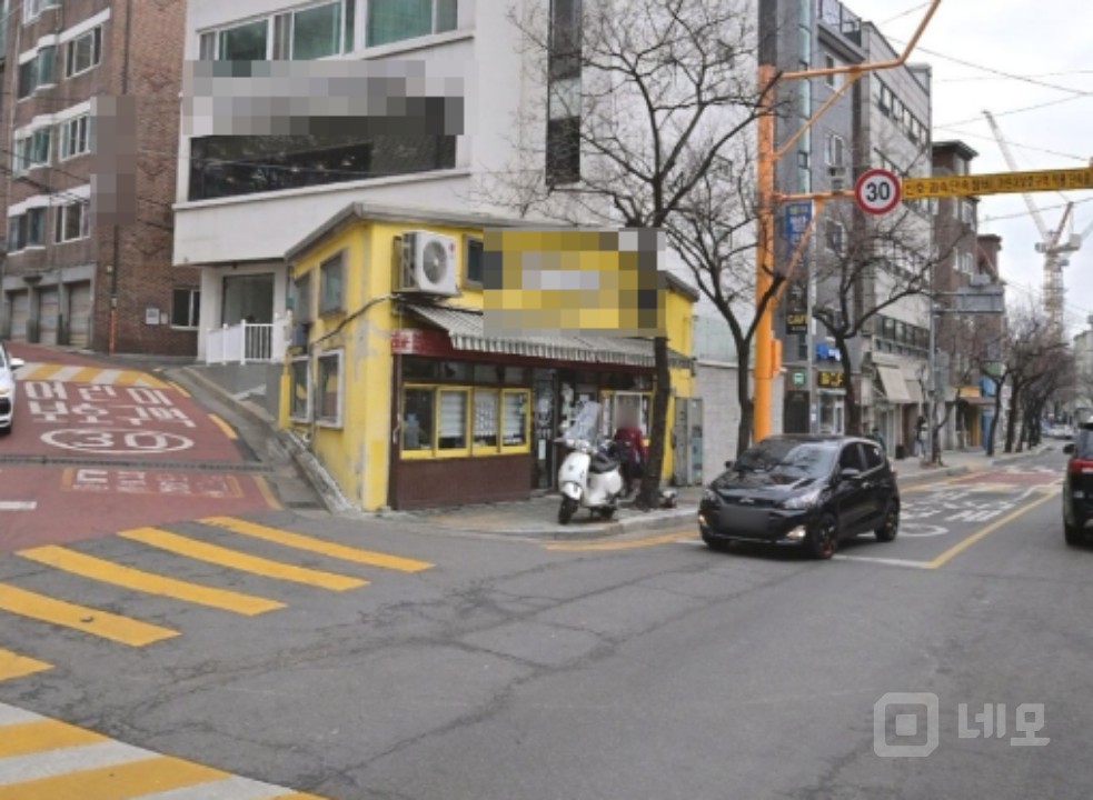 효창공원역 역세권 코너변 가시성 좋은 상가 매물의 4번째 사진