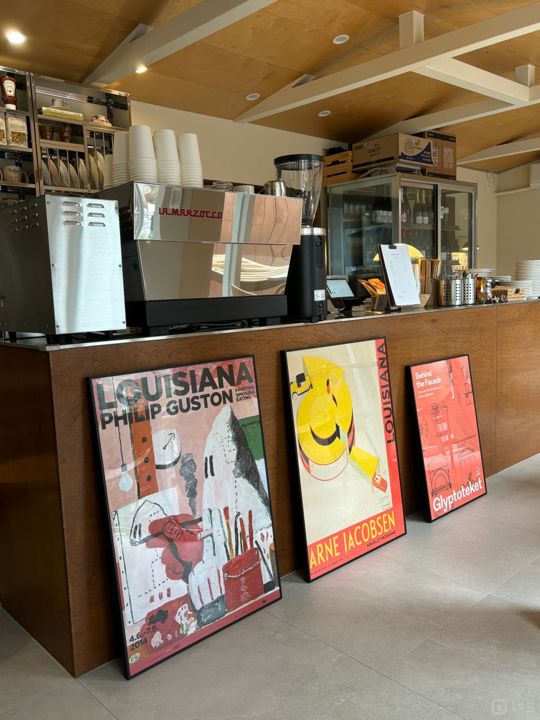 한남동 한남역 역세권, SNS 핫플레이스인 카페 겸 와인바 매물의 3번째 사진