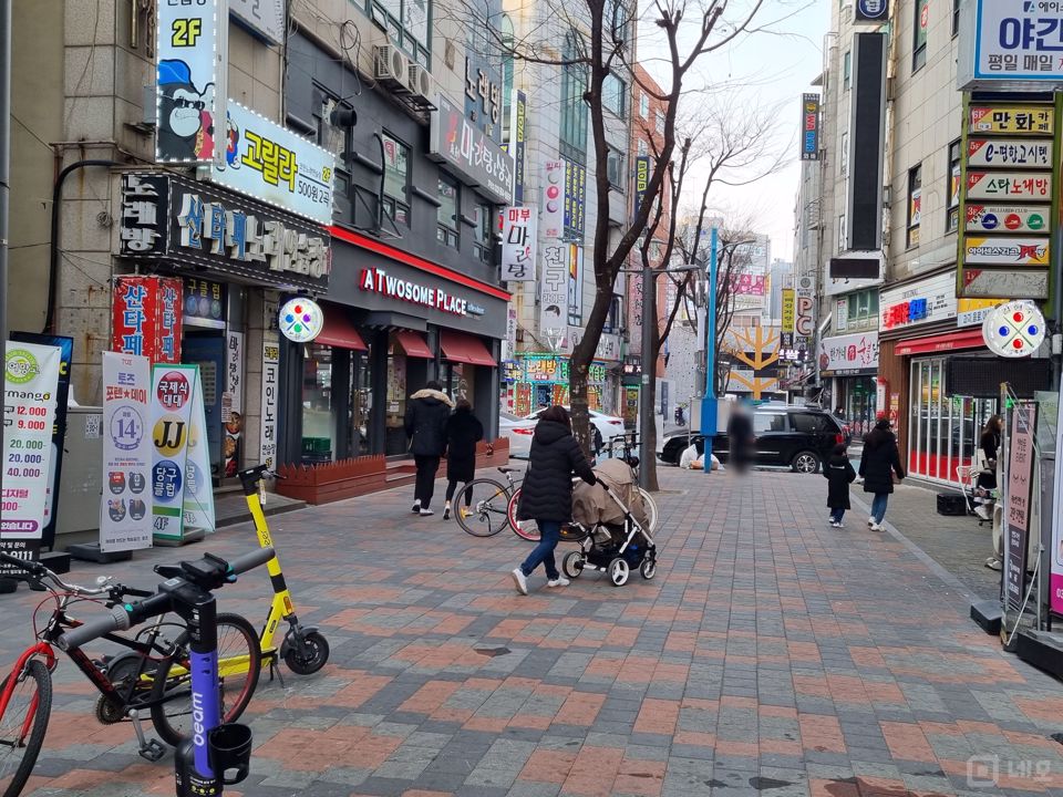 모던한 인테리어 완비된 동춘동 소형 사무실 매물의 5번째 사진