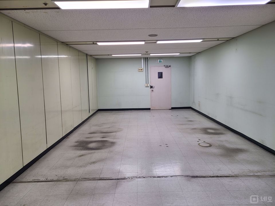 대로변 인근에 위치한, 교통이 좋은 외발산동 사무실 매물의 2번째 사진