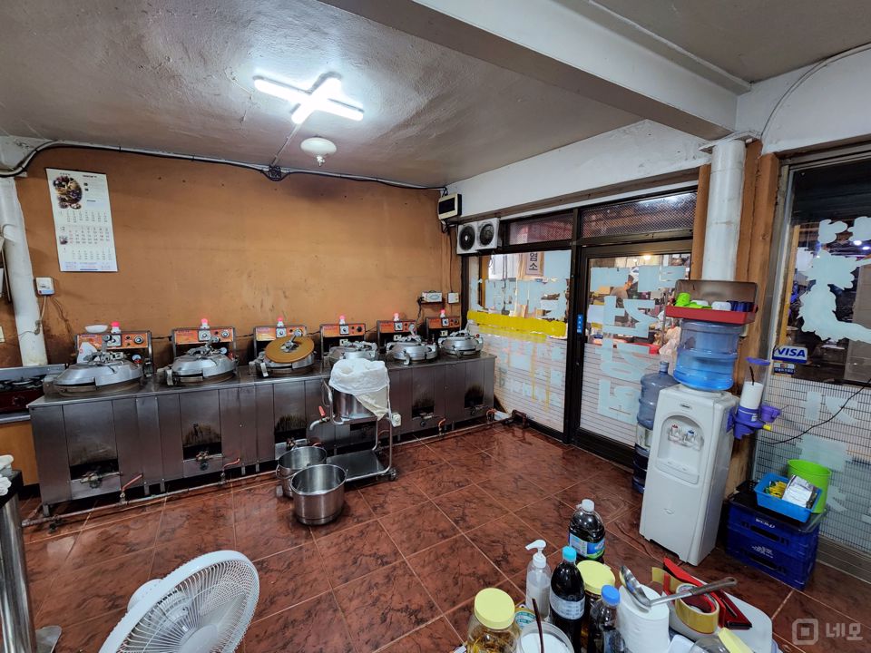 신정제일시장에 위치한 신정동 점포 매물의 1번째 사진