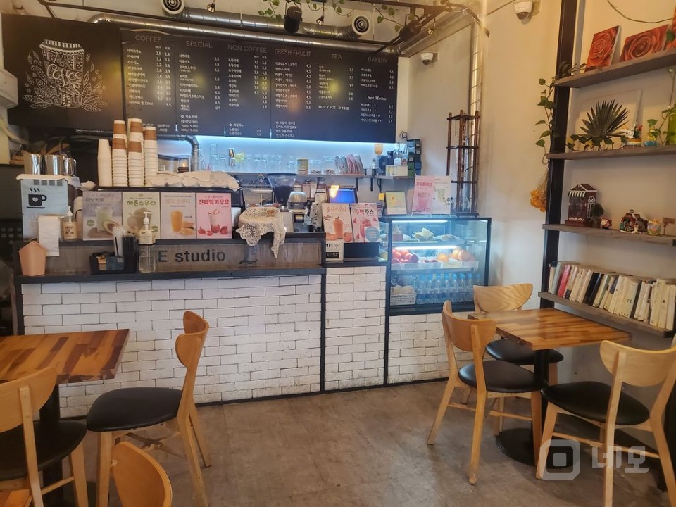 카페 매물의 2번째 사진