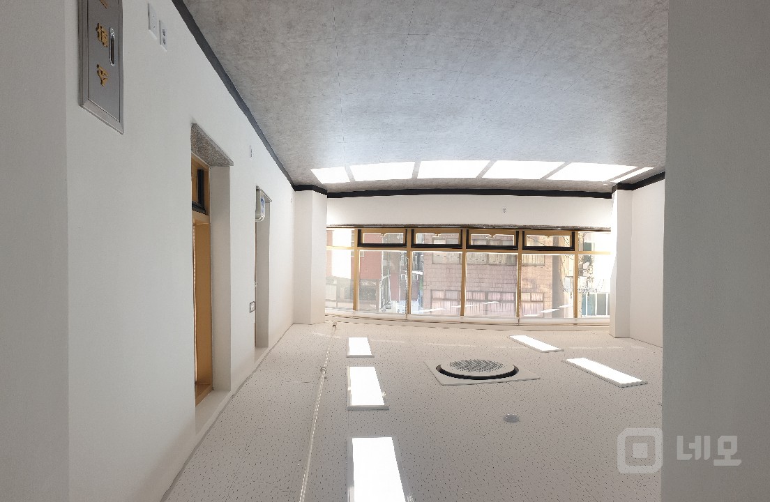 🏙️ 종로구 신축급 소형 사무실! 성현빌딩 8층 🌿 매물의 5번째 사진