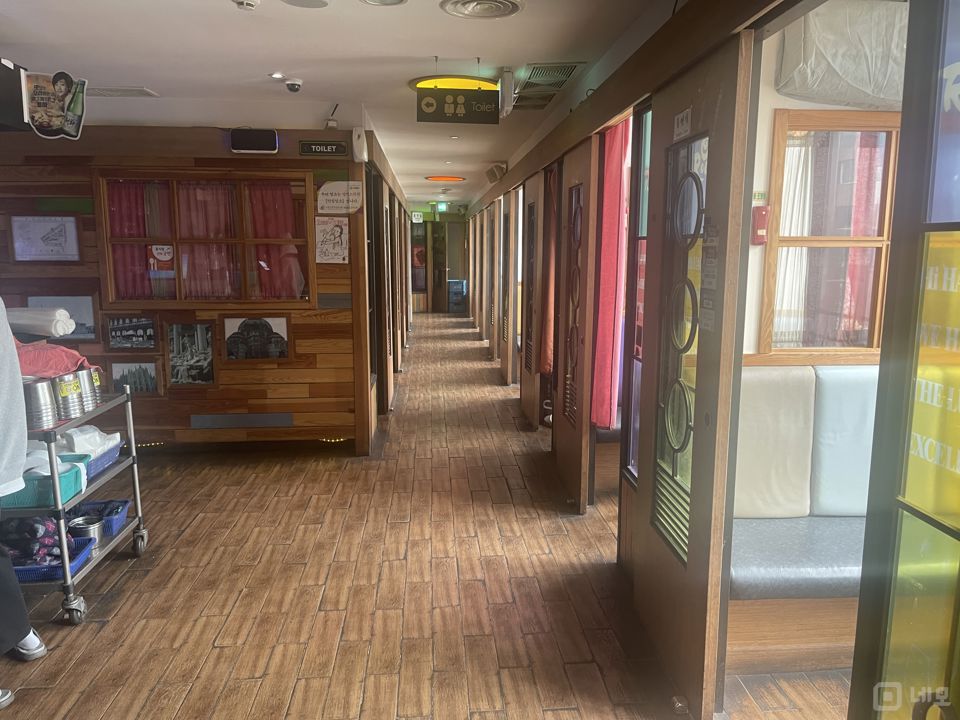 창천동 대학가, 유동인구 최상 룸식 요리주점 매물의 1번째 사진