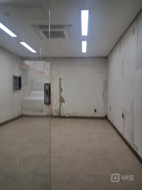 범계역 1층 상가(즉시입주가능/공실) 매물의 1번째 사진