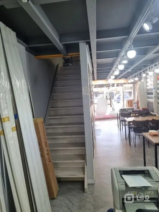 을지로4가 대로변  인테리어매장   매물의 3번째 사진