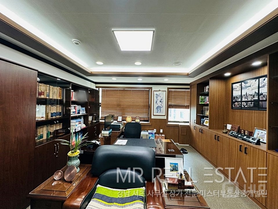 ★세무.변호사.강추★대법원바로옆.서초역1분.지정식주차.가성비ACE 매물의 11번째 사진